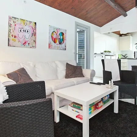 Prázdninový dům Two-bedroom Holiday In Rodby 2 Rødbyhavn