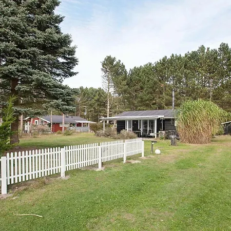Two-bedroom Holiday In Rodby 2 *